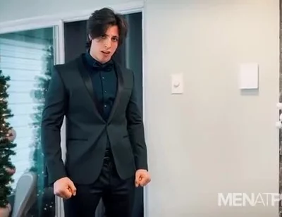 Muscle Guy Shoots A Big Load