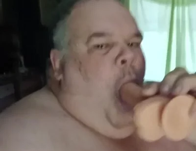 Sucking Dildo