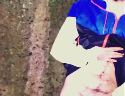 Masturbate in Nature