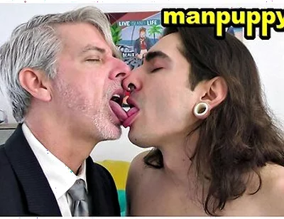 Richard Lennox And Johnny Mercy Savor Each Others Tongue