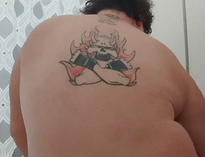 Tell Me Does My Ass Look Clean to You?
