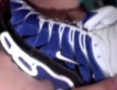 Arab slut submissed to the sneakers of his 2 friends