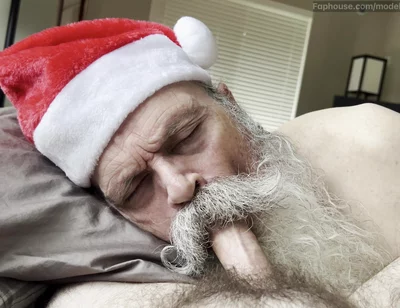 Santa Comes Early to Work My North Pole - Santa Sucks Cock Pt. 1