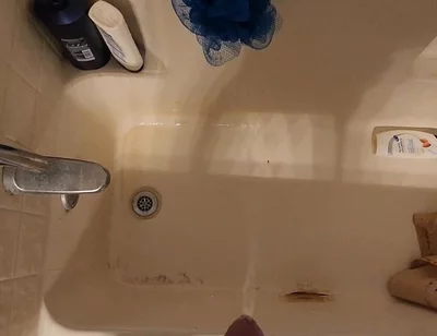 Pissing in the Tub.