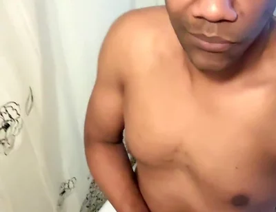 Jacking off in Shower
